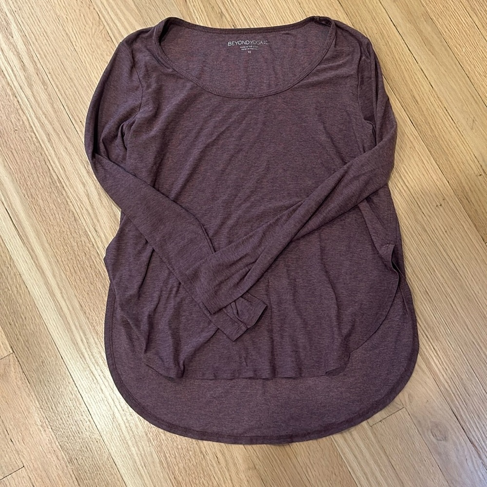 Beyond Yoga XS featherweight long sleeve top